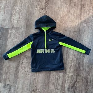 Boys Nike half zip hooded sweatshirt, size 6/M